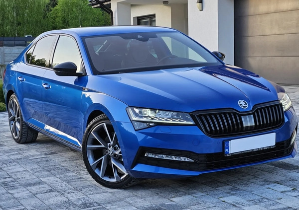 Skoda Superb cena 137700 przebieg: 63230, rok produkcji 2021 z Kielce małe 742